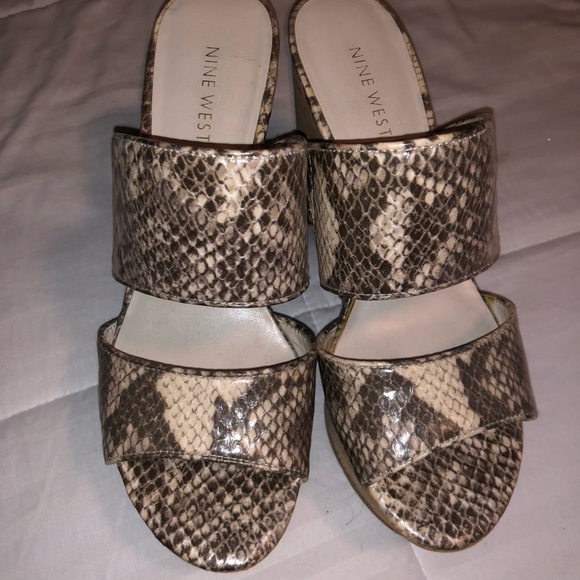 Snake Skin wedges (Nine West) - Picture 1 of 4